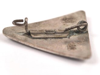 N.S. Frauenschaft , Mitgliedsabzeichen 30mm, die Nadel abgebrochen