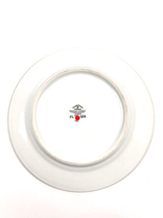 Luftwaffe, Kantinenporzellan flacher Teller, Durchmesser 23cm, Hersteller Johann Haviland Bavaria 1940. Gebraucht.