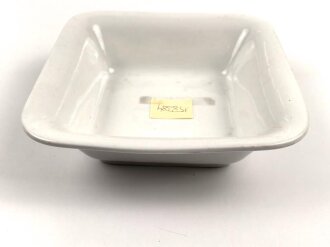 Luftwaffe, Kantinenporzellan große, eckige Schale, Kantenlänge 26cm, Hersteller Bauscher Weiden 1940. Gebraucht.