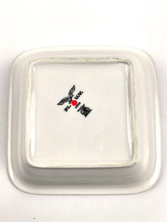 Luftwaffe, Kantinenporzellan  eckige Schale, Kantenlänge 21cm, Hersteller Bohemia 1939. Gebraucht.
