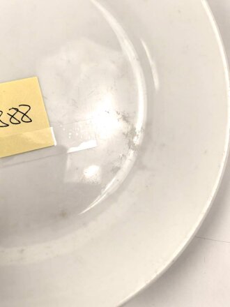 Luftwaffe, Kantinenporzellan flacher Teller, Durchmesser 23cm, Hersteller Heinrich & Co 1938. Gebraucht.