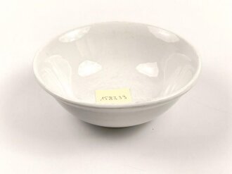 Heer, Kantinenporzellan tiefe Schale, Durchmesser etwa 21,5cm, Hersteller Bavaria 1940. Gebraucht.