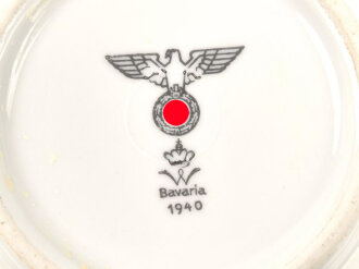 Heer, Kantinenporzellan tiefe Schale, Durchmesser etwa 21,5cm, Hersteller Bavaria 1940. Gebraucht.