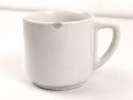 Heer, Kantinenporzellan große Tasse, Durchmesser etwa 10,5cm, Hersteller Kolmar 1940. Gebraucht, am Rand defekt