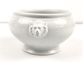 Luftwaffe,  Kantinenporzellan große Terrine mit Löwenköpfen, Durchmesser etwa 24cm, Hersteller Johann Haviland 1938. Gebraucht.