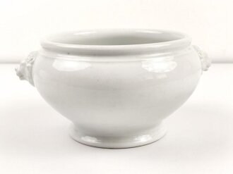 Luftwaffe,  Kantinenporzellan große Terrine mit Löwenköpfen, Durchmesser etwa 24cm, Hersteller Johann Haviland 1938. Gebraucht.