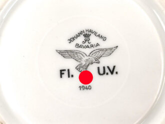 Luftwaffe,  Kantinenporzellan Tasse mit Untertasse, Hersteller  Johann Haviland 1940. Gebraucht.