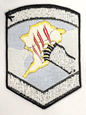 U.S. Army " 100 Missions North Vietnam" patch