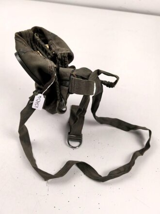 Wehrmacht,  Gasmaske Modell 1930 , datiert 1936. Leicht verformt