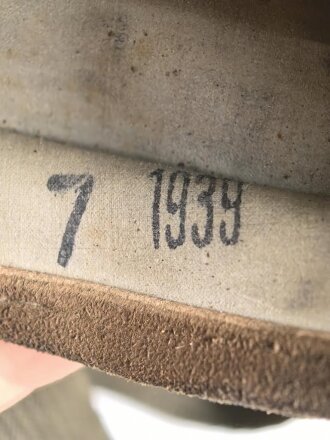 Wehrmacht,  Gasmaske Modell 1930 , datiert 1939. Sehr guter Zustand, persönliches Etikett einer Funkers