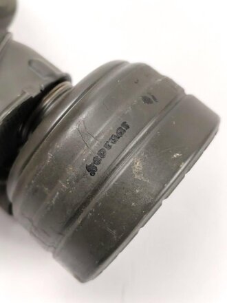 Wehrmacht,  Gasmaske Modell 1930 , datiert 1939. Filtereinsatz 37 R datiert 1940. Sehr guter Zustand