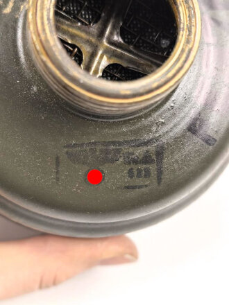 Wehrmacht,  Gasmaske Modell 1930 , datiert 1939. Filtereinsatz 37 R datiert 1940. Sehr guter Zustand