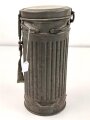 Wehrmacht,  Gasmaskendose, Bereitschaftsbüchse Modell 1938. Originallack, ungereinigtes Stück, datiert 1942