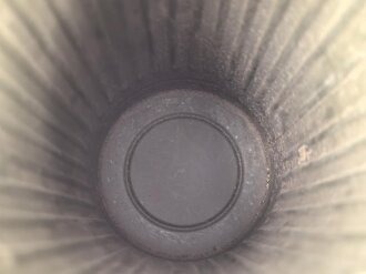 Wehrmacht,  Gasmaskendose, Bereitschaftsbüchse Modell 1938. Originallack, ungereinigtes Stück, datiert 1940