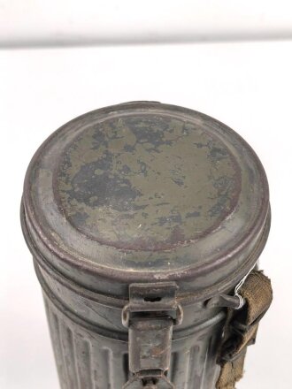 Wehrmacht,  Gasmaskendose, Bereitschaftsbüchse...