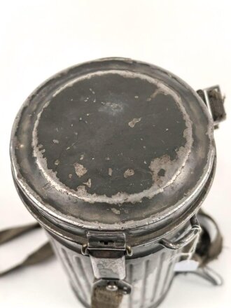 Wehrmacht,  Gasmaskendose, Bereitschaftsbüchse...