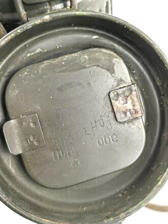 Wehrmacht,  Gasmaskendose, Bereitschaftsbüchse Modell 1938. Originallack, ungereinigtes Stück, datiert 1940