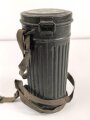 Wehrmacht,  Gasmaskendose, Bereitschaftsbüchse Modell 1938. Originallack, ungereinigtes Stück, datiert 1940