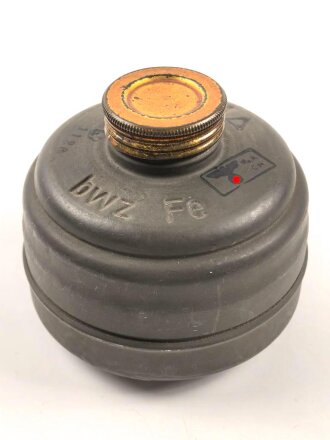 Wehrmacht,  Gasmaskenfilter / Filtereinsatz 41. Originallack