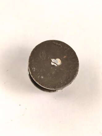 Metallbeschlag für einen Trage- oder  Halteriemen für eine Gasmaskendose der Wehrmacht oder einer S-Maskendose