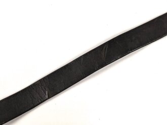 1.Weltkrieg, Koppelriemen für Mannschaften datiert 1915. Leder zum Teil angetrocknet, Gesamtlänge 102cm