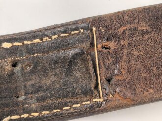 1.Weltkrieg, Koppelriemen für Mannschaften . Eingekürztes Stück, Gesamtlänge 95cm, stark getragen
