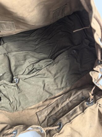 Luftwaffe Tropenrucksack. Getragenes Stück, ungereinigt, Rückseite unschlau beschriftet