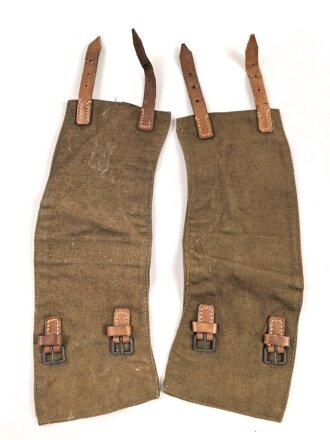 Paar Gamaschen Wehrmacht, getragenes Paar, das Leder zum Teil rissig.