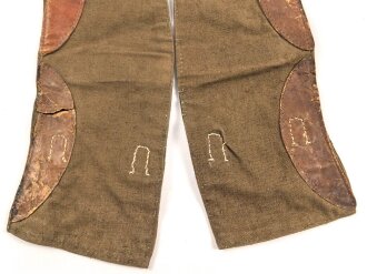 Paar Gamaschen Wehrmacht, getragenes Paar, das Leder zum Teil rissig.