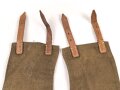 Paar Gamaschen Wehrmacht, getragenes Paar, das Leder zum Teil rissig.