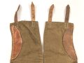 Paar Gamaschen Wehrmacht, getragenes Paar, das Leder zum Teil rissig.