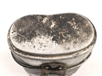 Kochgeschirr alter Art ( hohe Form ) schwarzer Originallack, keine Stempelung ersichtlich, so von Parteiverbänden getragen