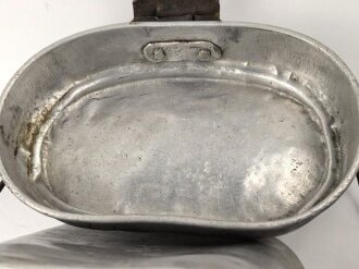 Kochgeschirr Wehrmacht, stark gebrauchtes Stück, der Deckel gestempelt H.W.43