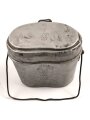 Kochgeschirr Wehrmacht, stark gebrauchtes Stück, der Deckel gestempelt H.W.43