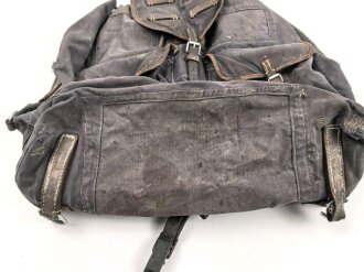 Rucksack Luftwaffe, stark getragen, Hersteller unleserlich