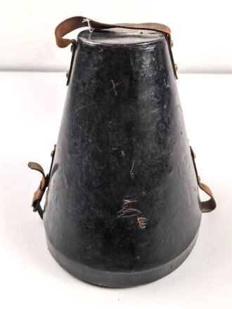 Kaiserreich und 1. Weltkrieg, Deckel für einen Koffer für eine Pickelhaube, 22 x 27,5cm