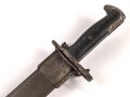 U.S. Army  2.Weltkrieg, Seitengewehr für M 1 Garand . Hersteller UC, datiert 1943. Ungereinigtes Stück, oberer Scheidenbeschlag leicht verbogen
