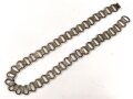Tragekette für einen Ringkragen aus der Zeit des 2. Weltkrieg. Eisen, ungereinigt. Passend für zum Beispiel Feldgendarmerie, Bahnhofswache usw. Gesamtlänge 60cm