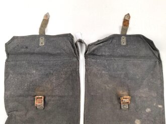 Wehrmacht, Beutel für Gewehrgranaten . Dunkelblaues, ungebrauchtes Stück mit  Lagerspuren, ungereinigt