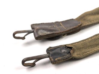 Trageriemen für den Brotbeutel der Helferinnen in der Wehrmacht.  Getragenes Stück
