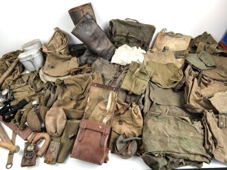 Gewaltiges Konvolut Ausrüstungsgegenstände. Meist Wehrmacht, alles mehr oder weniger defekt. Insgesamt etwa 15kg