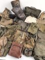 Gewaltiges Konvolut Ausrüstungsgegenstände. Meist Wehrmacht, alles mehr oder weniger defekt. Insgesamt etwa 15kg