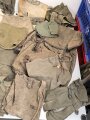 Gewaltiges Konvolut Ausrüstungsgegenstände. Meist Wehrmacht, alles mehr oder weniger defekt. Insgesamt etwa 15kg