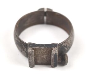 Teil einer Zielfernrohr Montage. Innendurchmesser 35mm, ohne Bezeichnung, Alter und Herkunft unbekannt