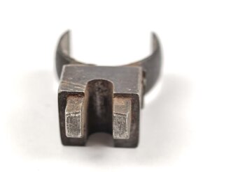 Teil einer Zielfernrohr Montage. Innendurchmesser knapp 22,7 mm, ohne Bezeichnung, Alter und Herkunft unbekannt