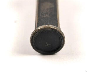 Kleiner Entfernungsmesser von Leitz Wetzlar, wohl als Zubehör für eine Kamera ?