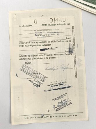 Kanada "Massey Ferguson Limited"  Aktie / Anteilsschein. Sie erhalten ein ( 1 ) Stück datiert zwischen 1969 bis 1977. Maße  20,5 x 30,5m