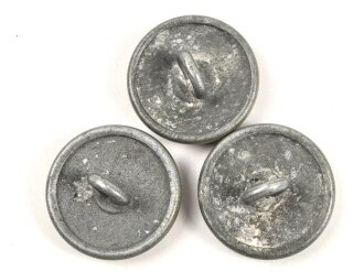Kriegsmarine, 3 x Knopf für eine Feldbluse der Küstenartillerie , je 21mm
