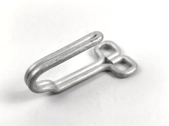 Koppelhaken für eine Feldbluse der Wehrmacht. Aluminium