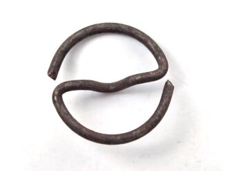 8 x S-Ring für Uniformknöpfe der Wehrmacht. Eisen, leicht angerostet